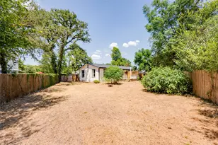 1400 Marcus Pl, Austin, TX 78721 - Photo 36