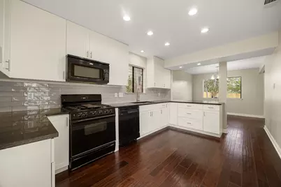 10408 Timbercrest Lane, Austin, TX 78750 - Photo 12