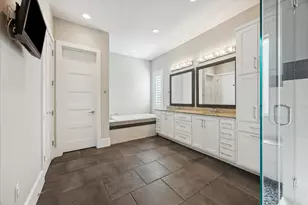 2604 Arion Cir, Austin, TX 78730 - Photo 12