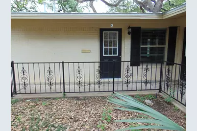 3904 Bailey Lane, Austin, TX 78756 - Photo 2