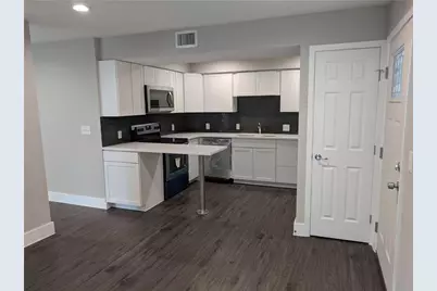 935 La Posada Drive #126, Austin, TX 78752 - Photo 4