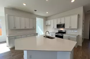 1920 Crooked Crk St, Leander, TX 78641 - Photo 4