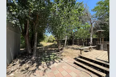 800 Oregon Street, San Marcos, TX 78666 - Photo 18