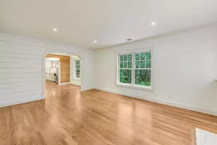 1704 Travis Heights Blvd, Austin, TX 78704 - Photo 12