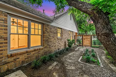 1704 Travis Heights Boulevard, Austin, TX 78704 - Photo 32
