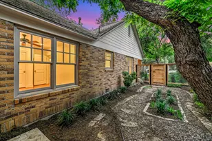 1704 Travis Heights Blvd, Austin, TX 78704 - Photo 34
