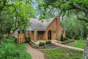 1704 Travis Heights Blvd, Austin, TX 78704 - Photo 2