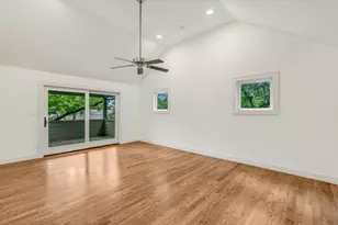 1704 Travis Heights Blvd, Austin, TX 78704 - Photo 24