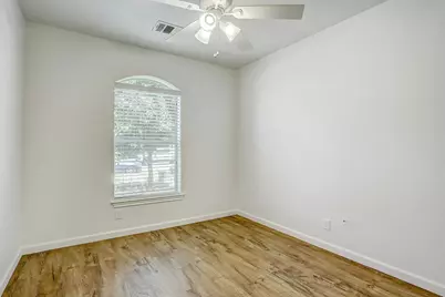 207 Tolcarne Drive, Hutto, TX 78634 - Photo 10