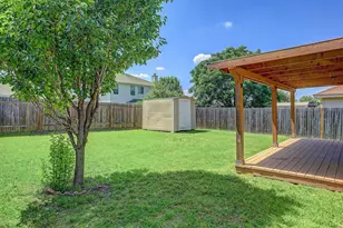 207 Tolcarne Dr, Hutto, TX 78634 - Photo 16