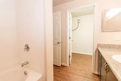 1401 E East 4th Street #306, Austin, TX 78702 - Photo 10