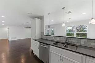 1909 Crooked Ln, Austin, TX 78741 - Photo 10