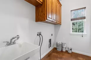205 Homestead Rd, Kyle, TX 78640 - Photo 28