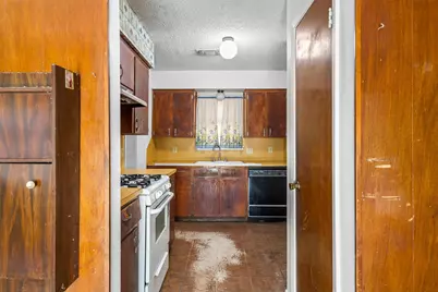 1100 S Trace Drive, Austin, TX 78745 - Photo 10