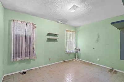 1100 S Trace Drive, Austin, TX 78745 - Photo 16