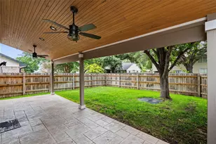 1203 Thackeray Ln, Pflugerville, TX 78660 - Photo 34