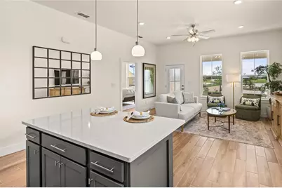 802 S Creek Street #100, Fredericksburg, TX 78624 - Photo 8