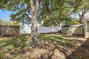 11608 Tanglebriar Trail, Austin, TX 78750 - Photo 32