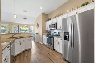 303 McCoy Ln, Hutto, TX 78634 - Photo 12