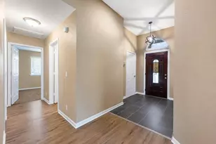 303 McCoy Ln, Hutto, TX 78634 - Photo 8