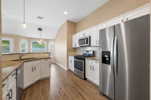 303 McCoy Ln, Hutto, TX 78634 - Photo 12