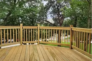 305 Forest Dr, San Marcos, TX 78666 - Photo 10