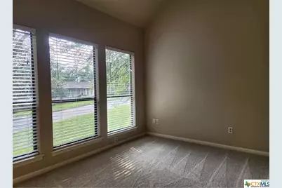 305 Forest Drive, San Marcos, TX 78666 - Photo 6