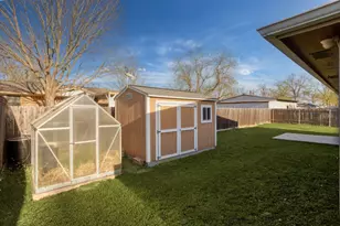 409 Lydia Ln, Thrall, TX 76578 - Photo 38