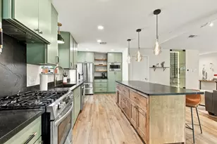 9706 Woodshire Dr, Austin, TX 78748 - Photo 14