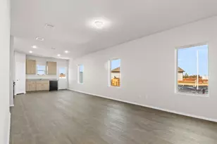 108 Summer Dr, Elgin, TX 78621 - Photo 14