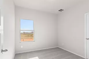 108 Summer Dr, Elgin, TX 78621 - Photo 38