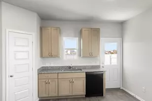 108 Summer Dr, Elgin, TX 78621 - Photo 28