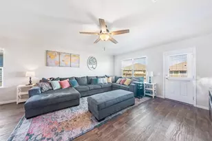 117 Garcitas Creek Ln, Hutto, TX 78634 - Photo 16