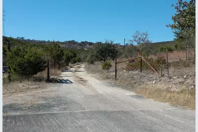 21524 Kathy Lane, Spicewood, TX 78669 - Photo 10