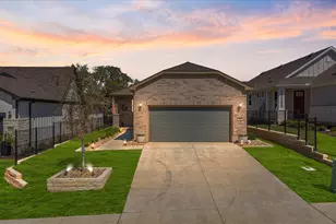 112 Clay Hl St, Georgetown, TX 78633 - Photo 4
