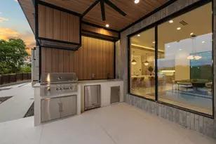 2401 Oakhaven Cir, Austin, TX 78704 - Photo 36