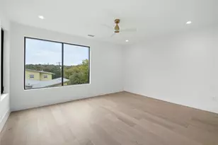 2401 Oakhaven Cir, Austin, TX 78704 - Photo 30