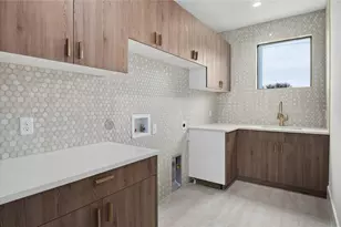 2401 Oakhaven Cir, Austin, TX 78704 - Photo 34