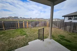 112 Batjac Aly, Jarrell, TX 76537 - Photo 16