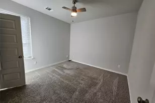 112 Batjac Aly, Jarrell, TX 76537 - Photo 6