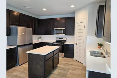 112 Batjac Alley, Jarrell, TX 76537 - Photo 2