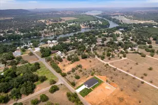 223 Timberline Dr, Burnet, TX 78611 - Photo 1