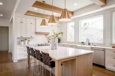 20602 Deep Creek, Lago Vista, TX 78645 - Photo 2