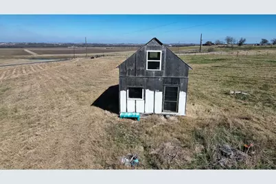 668 County Road 451, Taylor, TX 76574 - Photo 10