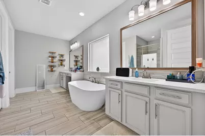 402 San Donato Drive, Austin, TX 78738 - Photo 18