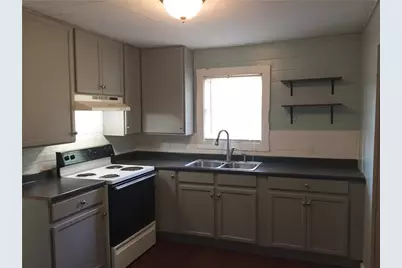 2305 Main Street, Bastrop, TX 78602 - Photo 6