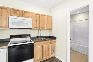 904 Philco Dr, Austin, TX 78745 - Photo 14