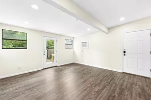 904 Philco Dr, Austin, TX 78745 - Photo 8