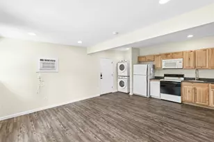 904 Philco Dr, Austin, TX 78745 - Photo 2