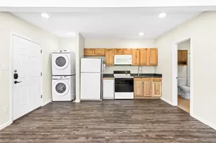 904 Philco Dr, Austin, TX 78745 - Photo 8